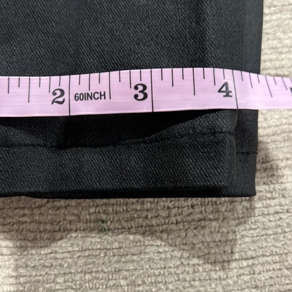 Stretchy -Button-Zip pants - Picture 9 of 9